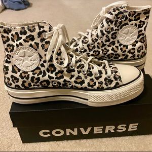 Women’s Cheetah Print Converse